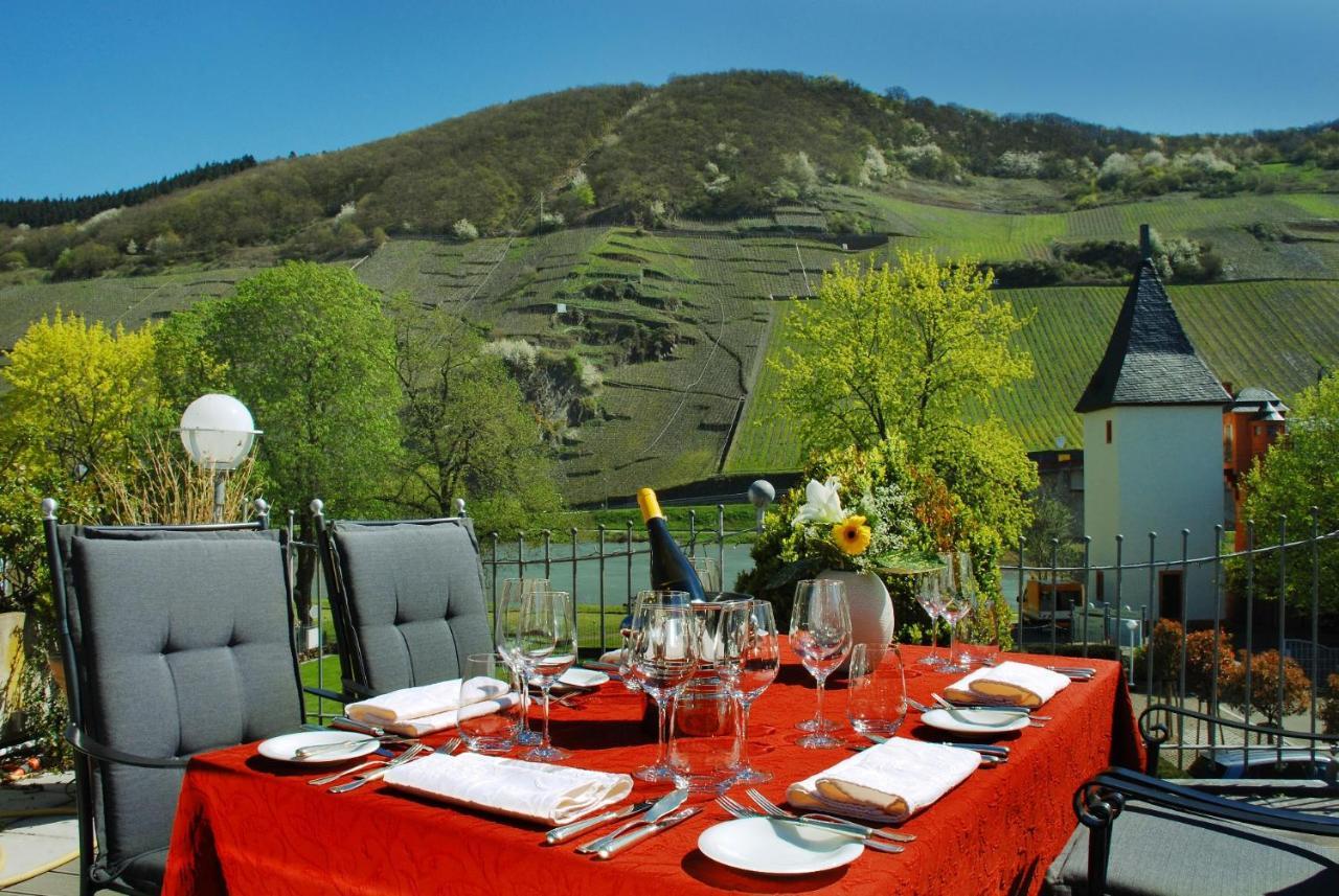 Gastehaus & Weingut Clusserath-Weiler Trittenheim Eksteriør billede